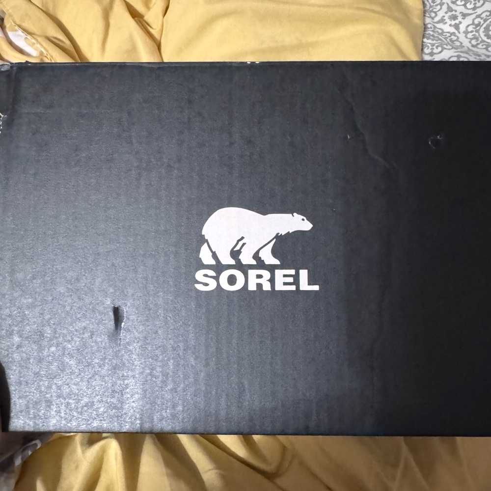 Sorel Women's ONA 503 Knit Sneakers size 8 (New in Box) - Picture 14 of 16